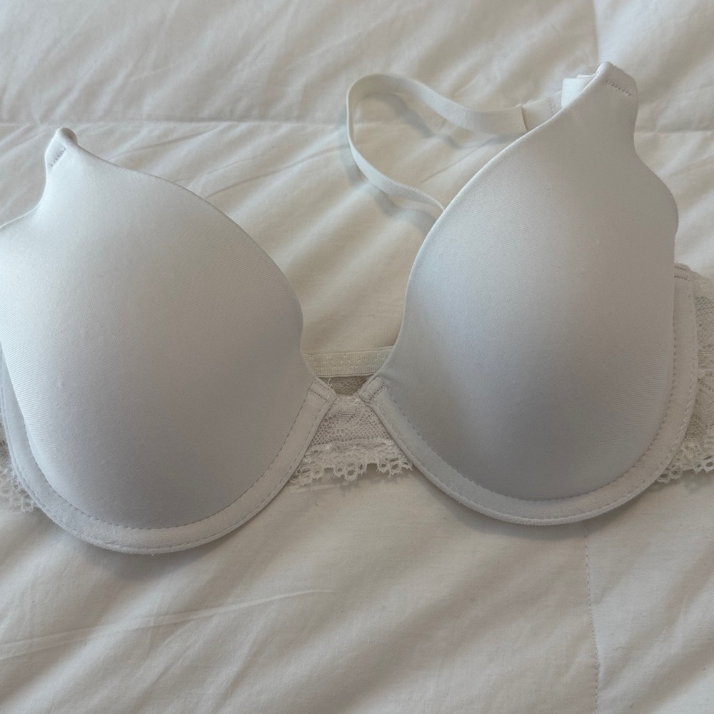 Lightly padded underwire Lace Trim Bra 34B